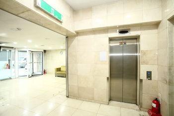 Etis Serviced Aparthotel